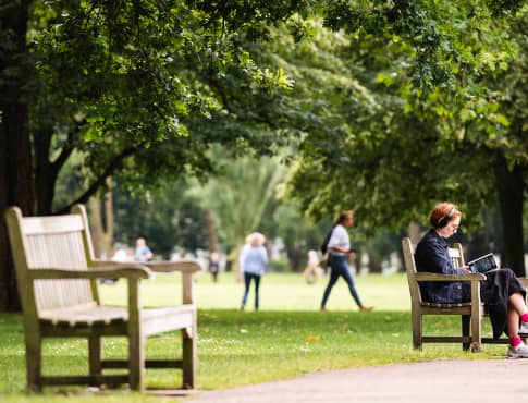 A Brief Guide to Living in Queens Park