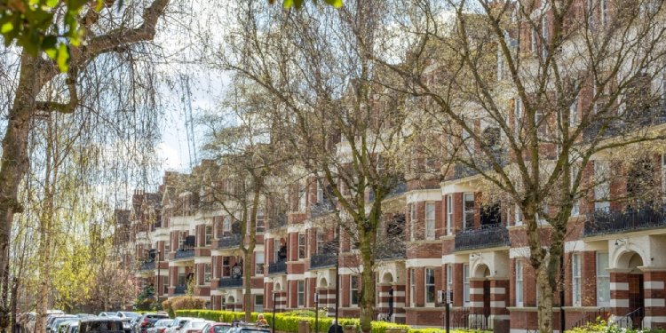Best Streets & Areas to Buy in West Hampstead