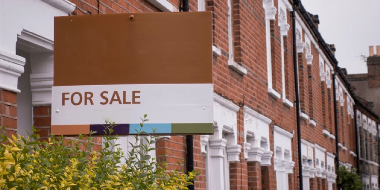 average time to sell a house